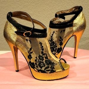 Black/Gold Floral Designed Mesh High Heels
